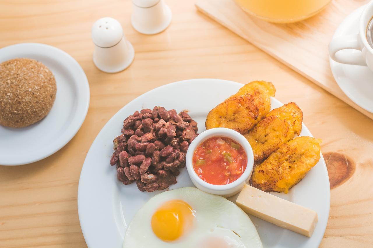 Maria Jose Suites San Salvador Ngoại thất bức ảnh