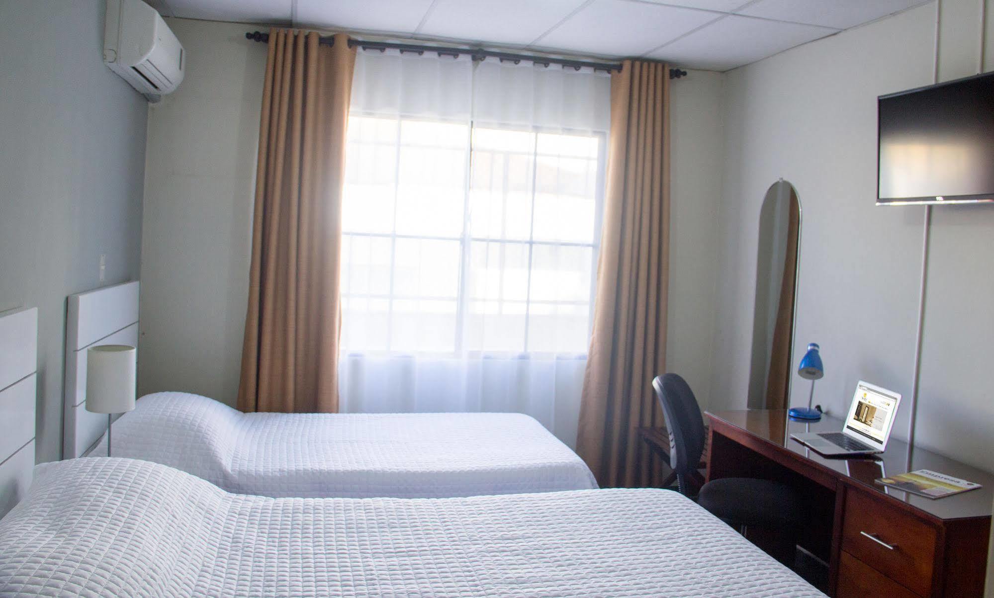 Maria Jose Suites San Salvador Ngoại thất bức ảnh