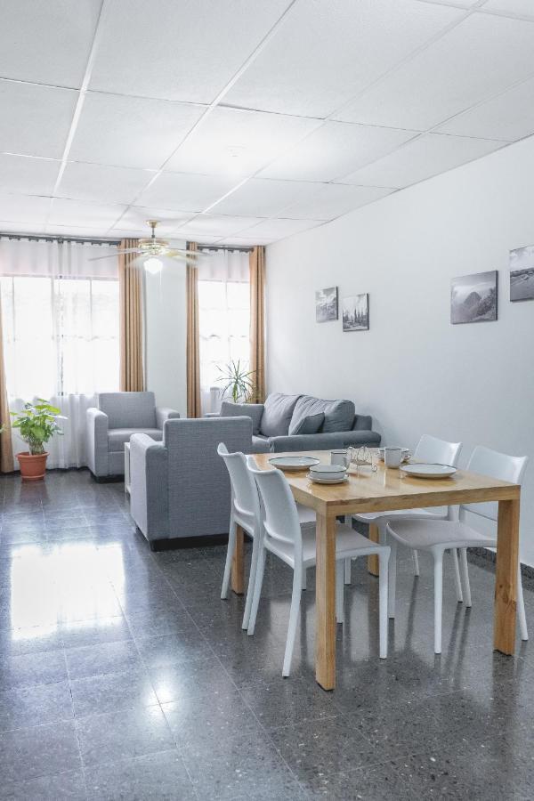 Maria Jose Suites San Salvador Ngoại thất bức ảnh