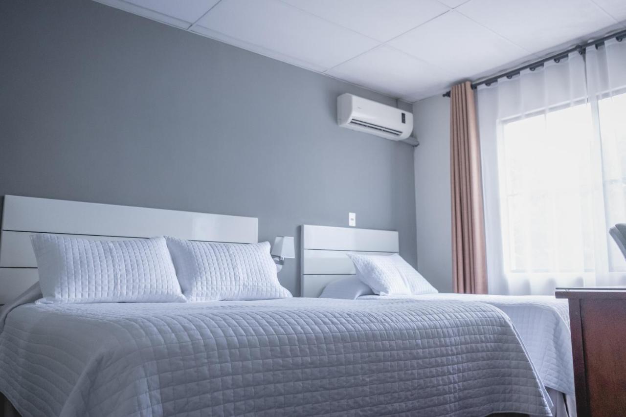 Maria Jose Suites San Salvador Ngoại thất bức ảnh